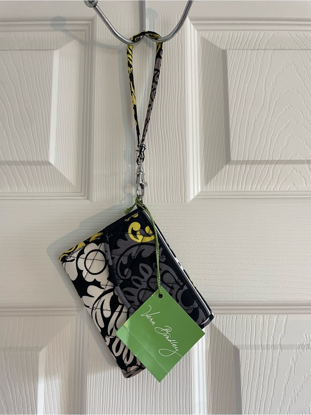 Vera Bradley Super Smart Wristlet Baroque Black Yellow NWT Retired
